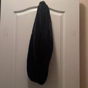 Black Infinity Scarf